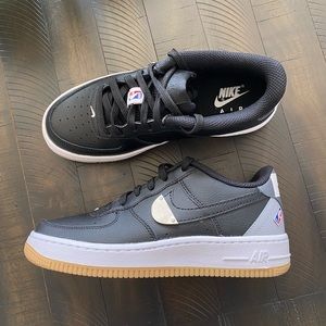 NIKE Air Force 1’s NBA Edition- Big Kids